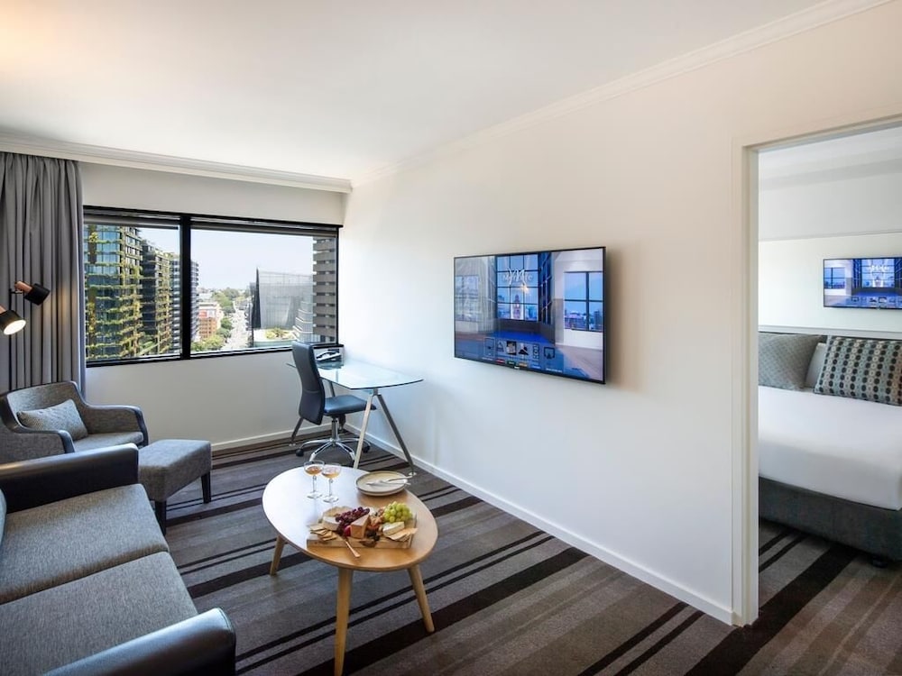 Mercure Sydney