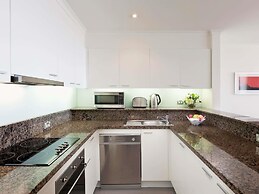 The Sebel Quay West Suites Sydney