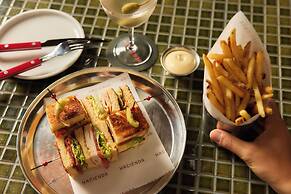 Pullman Quay Grand Sydney Harbour