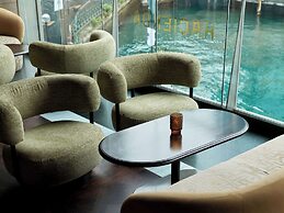 Pullman Quay Grand Sydney Harbour