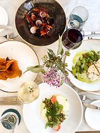 Pullman Quay Grand Sydney Harbour