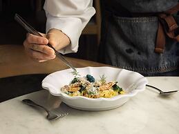 Pullman Quay Grand Sydney Harbour