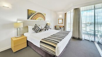 Cosmo Apartment Hotel