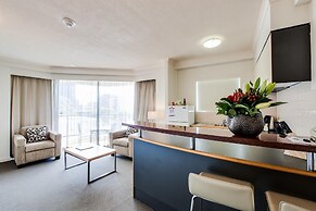 Cosmo Apartment Hotel