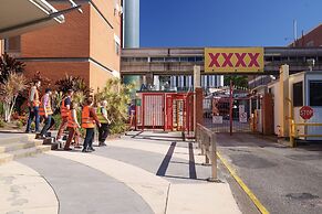 Cosmo Apartment Hotel