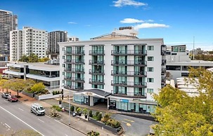 Cosmo Apartment Hotel