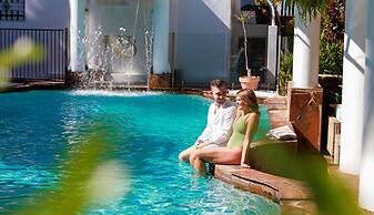 The Reef House Adults Retreat