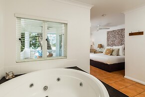 The Reef House Adults Retreat