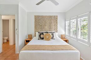 The Reef House Adults Retreat