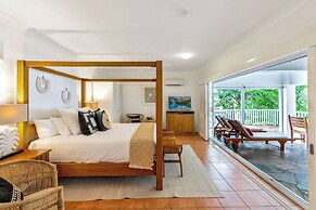 The Reef House Adults Retreat