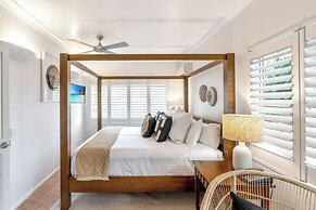 The Reef House Adults Retreat