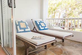 The Reef House Adults Retreat