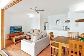 The Reef House Adults Retreat