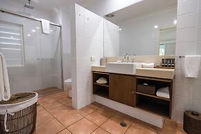 The Reef House Adults Retreat