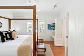 The Reef House Adults Retreat