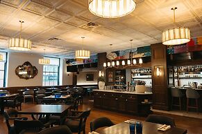 The Lord Nelson Hotel & Suites