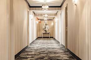 The Lord Nelson Hotel & Suites