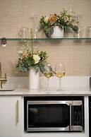 The Lord Nelson Hotel & Suites