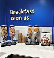 Days Inn & Suites by Wyndham Summerside