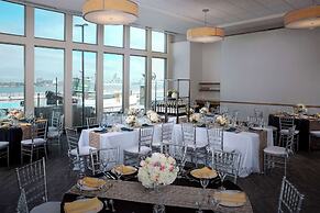 Hilton Philadelphia at Penn's Landing