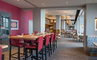 Hilton Philadelphia at Penn's Landing