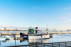 Hilton Philadelphia at Penn's Landing