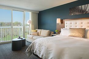 Renaissance Meadowlands Hotel