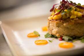 Renaissance Meadowlands Hotel