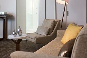 Renaissance Meadowlands Hotel