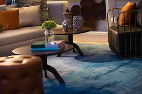 Renaissance Meadowlands Hotel