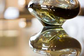 Renaissance Meadowlands Hotel