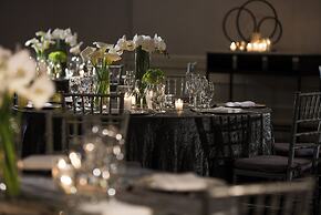 Renaissance Meadowlands Hotel