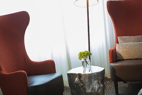 Renaissance Meadowlands Hotel