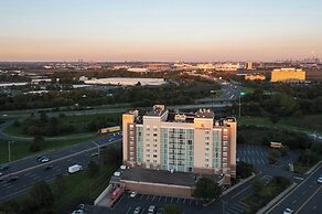 Renaissance Meadowlands Hotel
