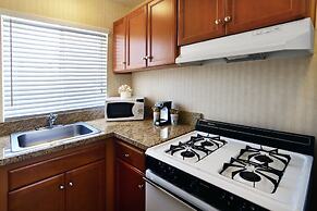 Lamplighter Inn & Suites at SDSU