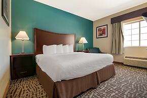 SureStay Plus Hotel by Best Western Topeka Northwest