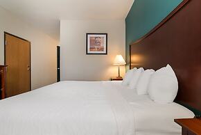 SureStay Plus Hotel by Best Western Topeka Northwest
