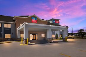 SureStay Plus Hotel by Best Western Topeka Northwest