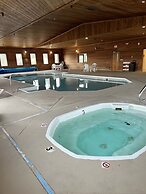 Serena Inn & Suites - Sundance
