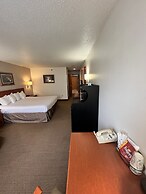 Serena Inn & Suites - Sundance
