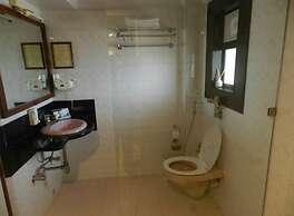 The Emerald Hotel & Executive Apartments