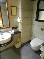 The Emerald Hotel & Executive Apartments