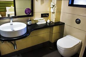 The Emerald Hotel & Executive Apartments