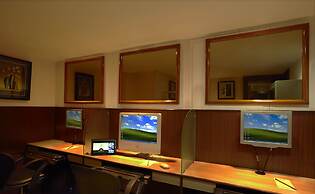 The Emerald Hotel & Executive Apartments