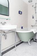 Berkeley Square Hotel