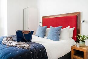 Berkeley Square Hotel
