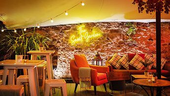 Berkeley Square Hotel
