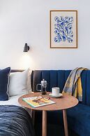 Berkeley Square Hotel