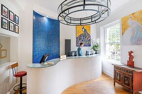 Berkeley Square Hotel
