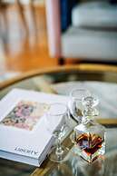 Berkeley Square Hotel